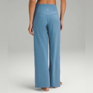 Women's Light Blue Wide-Leg Pants